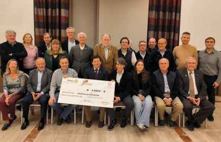 El Rotary Club Tarragona ha fet entrega de 4.000€ al Mamapop solidari Tarragona